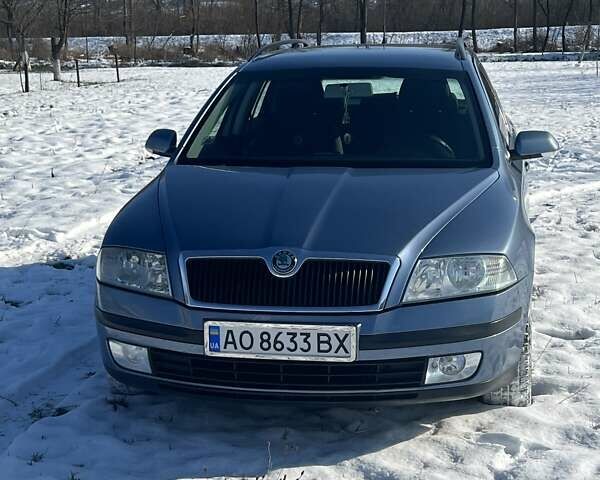 Синий Шкода Октавия, объемом двигателя 1.9 л и пробегом 318 тыс. км за 6700 $, фото 4 на Automoto.ua