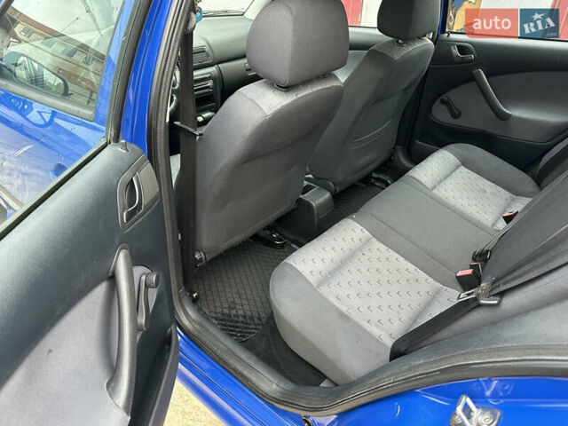 Синий Шкода Октавия, объемом двигателя 1.6 л и пробегом 285 тыс. км за 4600 $, фото 9 на Automoto.ua