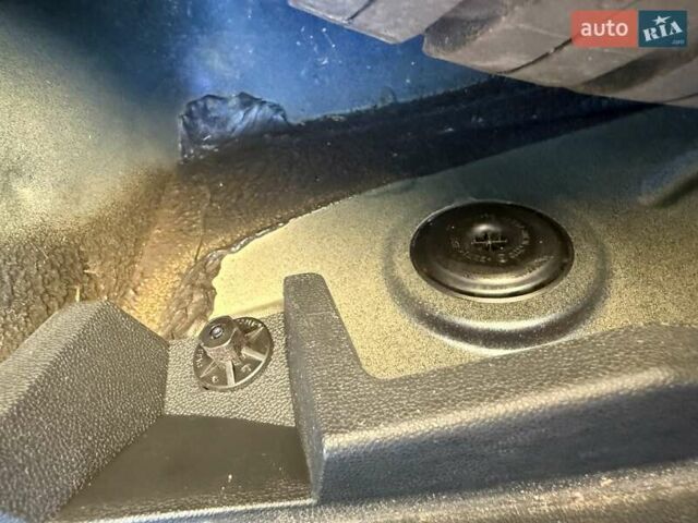 Синій Шкода Октавія, об'ємом двигуна 1.6 л та пробігом 217 тис. км за 6200 $, фото 18 на Automoto.ua