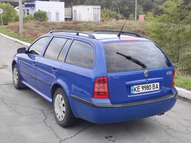 Синій Шкода Октавія, об'ємом двигуна 1.6 л та пробігом 271 тис. км за 4600 $, фото 4 на Automoto.ua