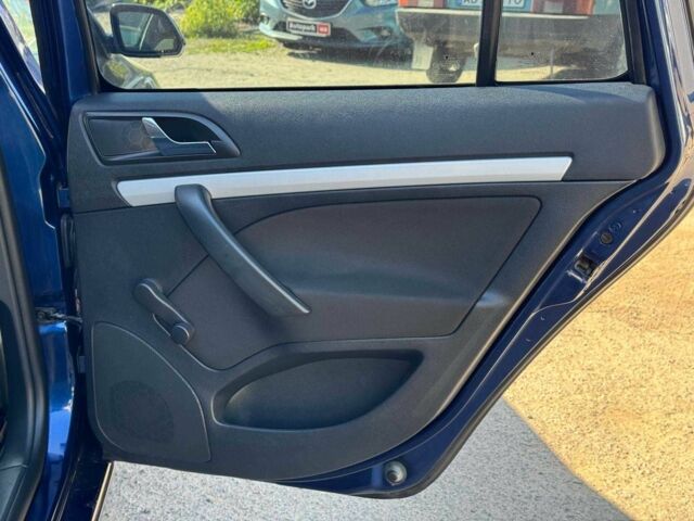 Синий Шкода Октавия, объемом двигателя 1.6 л и пробегом 202 тыс. км за 6240 $, фото 23 на Automoto.ua