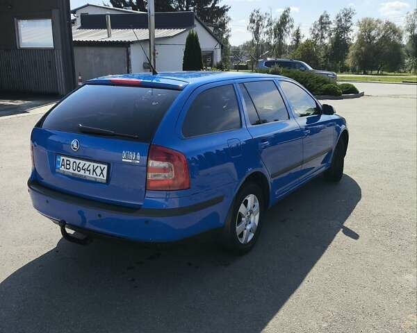 Синій Шкода Октавія, об'ємом двигуна 1.6 л та пробігом 230 тис. км за 4999 $, фото 5 на Automoto.ua