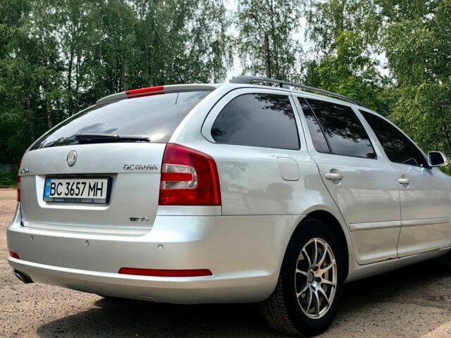 Синий Шкода Октавия, объемом двигателя 2.05 л и пробегом 300 тыс. км за 6500 $, фото 5 на Automoto.ua