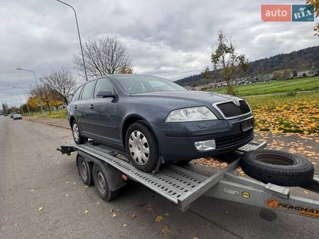Синий Шкода Октавия, объемом двигателя 2 л и пробегом 319 тыс. км за 3600 $, фото 2 на Automoto.ua