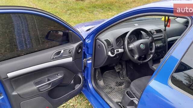 Шкода Октавия 2007 в Ровно на Automoto.ua Синий Шкода Октавия, объемом двигателя 1.6 л и пробегом 250 тыс. км за 5700 $, фото 1 на Automoto.ua
