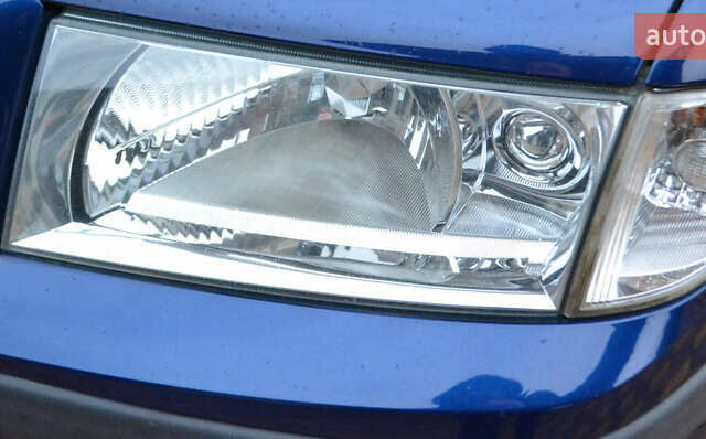 Синий Шкода Октавия, объемом двигателя 1.6 л и пробегом 237 тыс. км за 5250 $, фото 17 на Automoto.ua