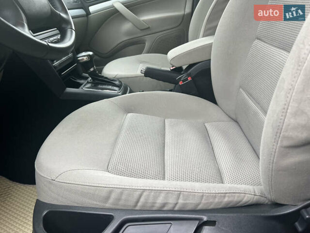 Синий Шкода Октавия, объемом двигателя 1.97 л и пробегом 214 тыс. км за 7250 $, фото 41 на Automoto.ua