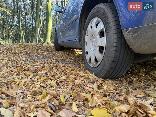 Синій Шкода Октавія, об'ємом двигуна 1.6 л та пробігом 350 тис. км за 4200 $, фото 5 на Automoto.ua