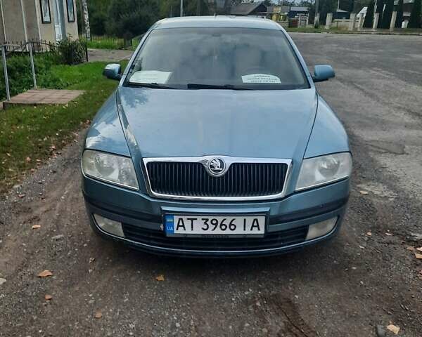 Синий Шкода Октавия, объемом двигателя 1.8 л и пробегом 326 тыс. км за 5200 $, фото 2 на Automoto.ua