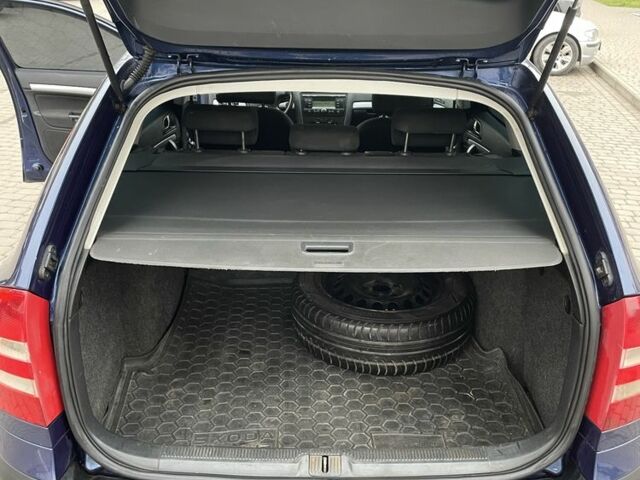 Синій Шкода Октавія, об'ємом двигуна 1.6 л та пробігом 298 тис. км за 5100 $, фото 7 на Automoto.ua