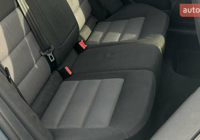 Синій Шкода Октавія, об'ємом двигуна 1.6 л та пробігом 212 тис. км за 6250 $, фото 69 на Automoto.ua