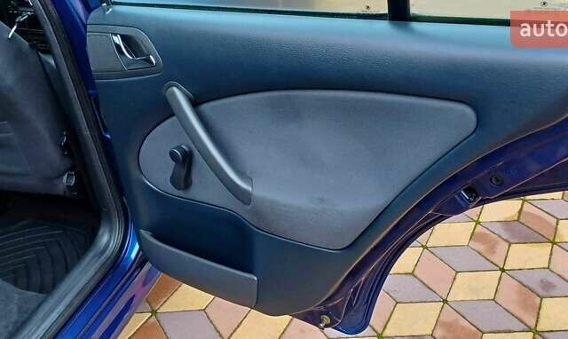 Синий Шкода Октавия, объемом двигателя 1.6 л и пробегом 237 тыс. км за 5250 $, фото 58 на Automoto.ua