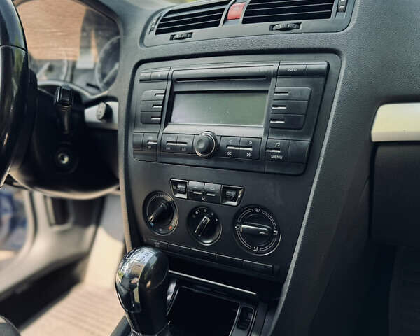 Шкода Октавія 2007 у Рівному на Automoto.ua Синій Шкода Октавія, об'ємом двигуна 1.6 л та пробігом 295 тис. км за 4750 $, фото 9 на Automoto.ua