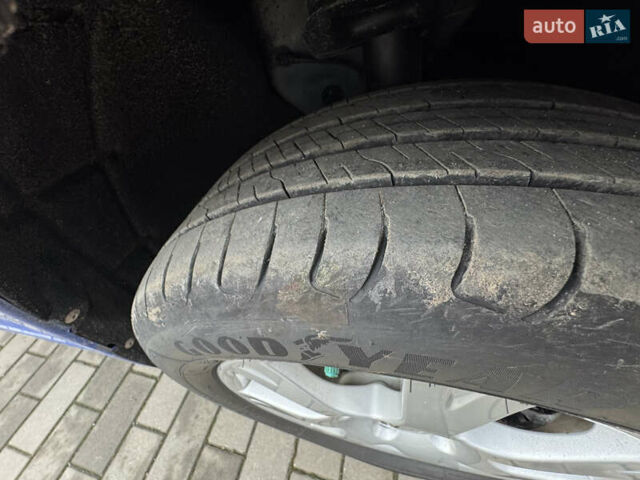 Синий Шкода Октавия, объемом двигателя 0 л и пробегом 235 тыс. км за 6500 $, фото 25 на Automoto.ua