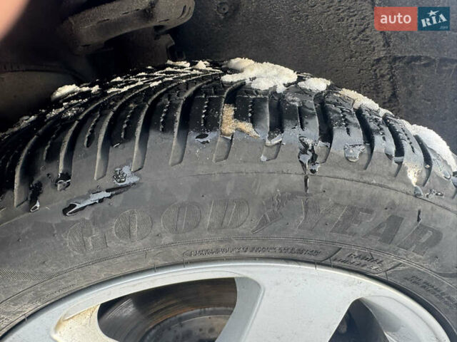 Синий Шкода Октавия, объемом двигателя 1.6 л и пробегом 208 тыс. км за 6700 $, фото 14 на Automoto.ua