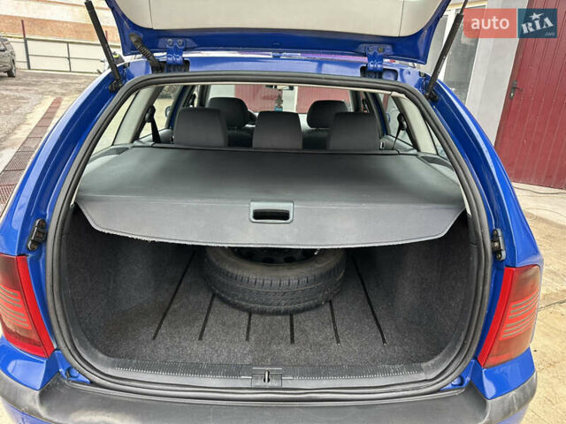 Синий Шкода Октавия, объемом двигателя 1.6 л и пробегом 285 тыс. км за 4600 $, фото 10 на Automoto.ua