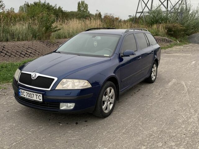 Синий Шкода Октавия, объемом двигателя 1.6 л и пробегом 280 тыс. км за 4500 $, фото 1 на Automoto.ua