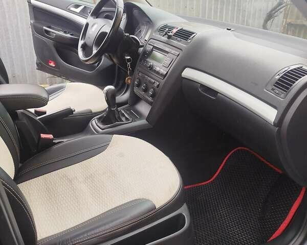 Синій Шкода Октавія, об'ємом двигуна 1.6 л та пробігом 274 тис. км за 5800 $, фото 15 на Automoto.ua