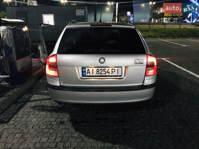 Синий Шкода Октавия, объемом двигателя 2 л и пробегом 310 тыс. км за 6800 $, фото 1 на Automoto.ua