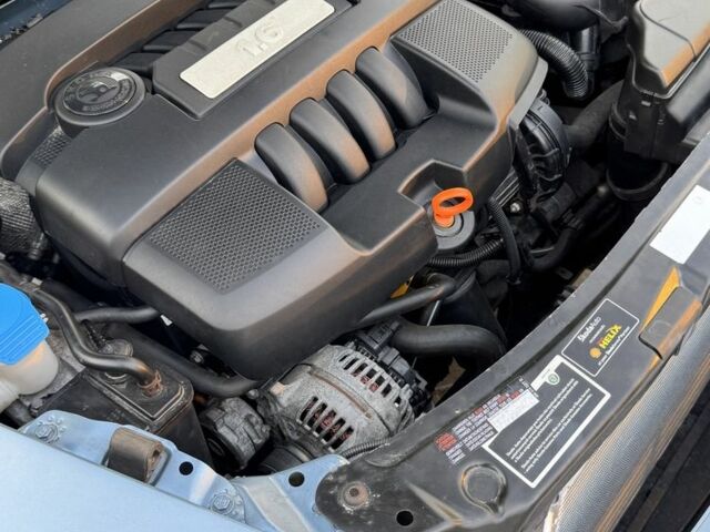 Синий Шкода Октавия, объемом двигателя 1.6 л и пробегом 190 тыс. км за 6000 $, фото 19 на Automoto.ua