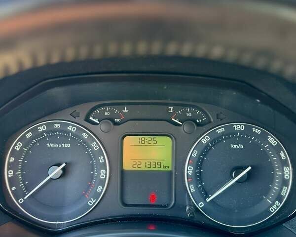Синий Шкода Октавия, объемом двигателя 1.6 л и пробегом 221 тыс. км за 6250 $, фото 17 на Automoto.ua