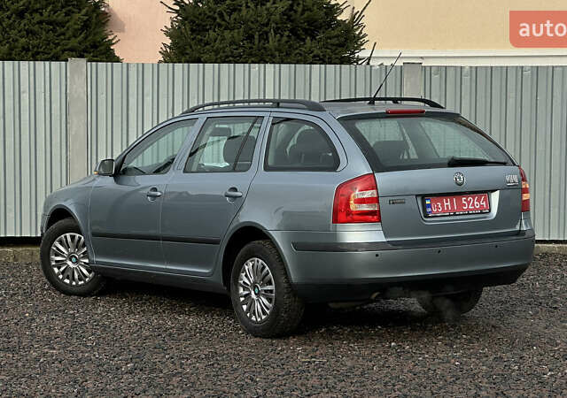 Синій Шкода Октавія, об'ємом двигуна 1.6 л та пробігом 212 тис. км за 6250 $, фото 31 на Automoto.ua