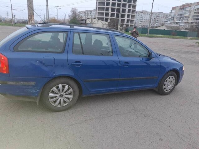 Синий Шкода Октавия, объемом двигателя 1.9 л и пробегом 380 тыс. км за 2600 $, фото 5 на Automoto.ua