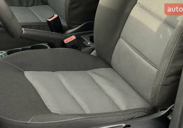 Синій Шкода Октавія, об'ємом двигуна 1.6 л та пробігом 212 тис. км за 6250 $, фото 55 на Automoto.ua