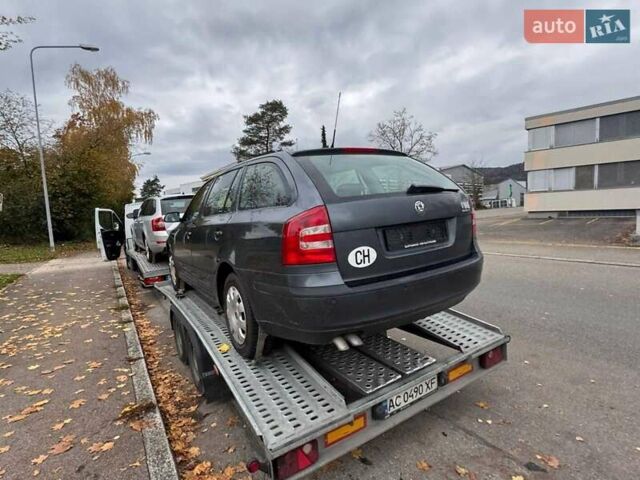 Синий Шкода Октавия, объемом двигателя 2 л и пробегом 319 тыс. км за 3600 $, фото 1 на Automoto.ua