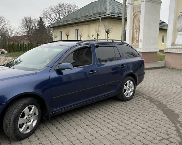Синий Шкода Октавия, объемом двигателя 1.6 л и пробегом 298 тыс. км за 5100 $, фото 5 на Automoto.ua