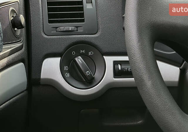 Синій Шкода Октавія, об'ємом двигуна 1.6 л та пробігом 212 тис. км за 6250 $, фото 57 на Automoto.ua