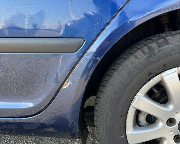 Синий Шкода Октавия, объемом двигателя 1.9 л и пробегом 239 тыс. км за 5700 $, фото 5 на Automoto.ua