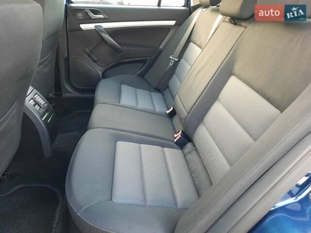 Синий Шкода Октавия, объемом двигателя 1.6 л и пробегом 201 тыс. км за 6850 $, фото 74 на Automoto.ua