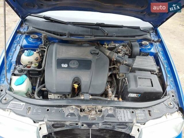 Синий Шкода Октавия, объемом двигателя 1.6 л и пробегом 218 тыс. км за 5800 $, фото 17 на Automoto.ua