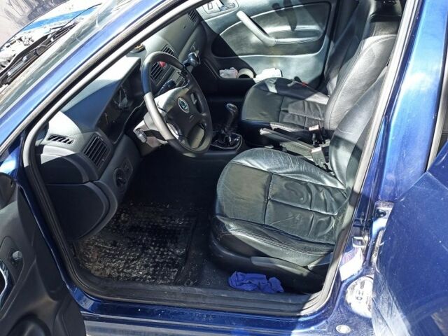 Синий Шкода Октавия, объемом двигателя 1 л и пробегом 220 тыс. км за 2508 $, фото 5 на Automoto.ua