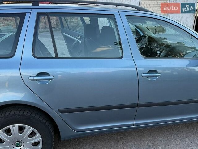 Синий Шкода Октавия, объемом двигателя 1.6 л и пробегом 190 тыс. км за 6800 $, фото 29 на Automoto.ua