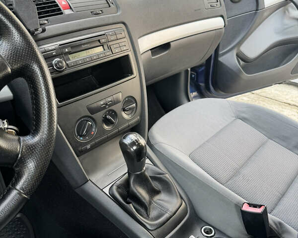 Синій Шкода Октавія, об'ємом двигуна 1.97 л та пробігом 372 тис. км за 6400 $, фото 27 на Automoto.ua