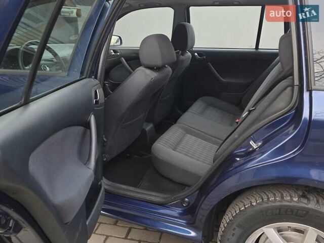 Синий Шкода Октавия, объемом двигателя 1.6 л и пробегом 205 тыс. км за 4999 $, фото 23 на Automoto.ua