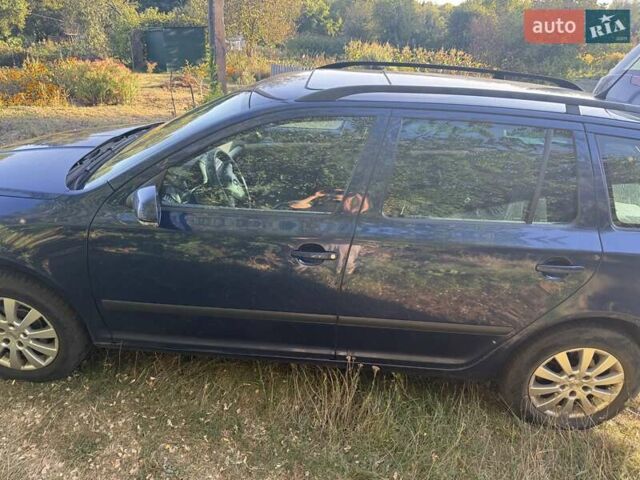 Синій Шкода Октавія, об'ємом двигуна 1.6 л та пробігом 217 тис. км за 6200 $, фото 1 на Automoto.ua