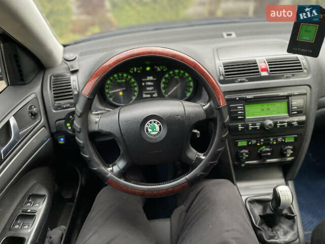Шкода Октавія 2007 у Львові на Automoto.ua Синій Шкода Октавія, об'ємом двигуна 1.6 л та пробігом 287 тис. км за 5000 $, фото 32 на Automoto.ua