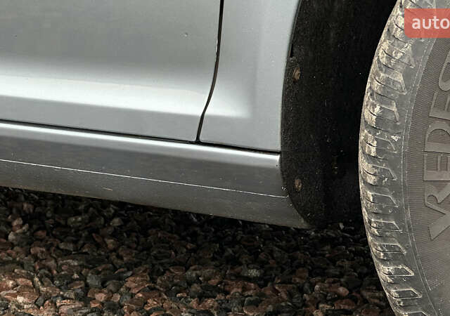 Синій Шкода Октавія, об'ємом двигуна 1.6 л та пробігом 212 тис. км за 6250 $, фото 19 на Automoto.ua