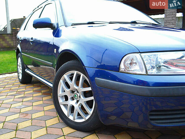 Синий Шкода Октавия, объемом двигателя 1.6 л и пробегом 237 тыс. км за 5250 $, фото 4 на Automoto.ua