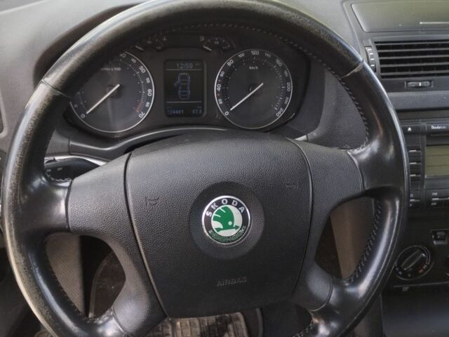 Синий Шкода Октавия, объемом двигателя 1.6 л и пробегом 220 тыс. км за 5800 $, фото 22 на Automoto.ua