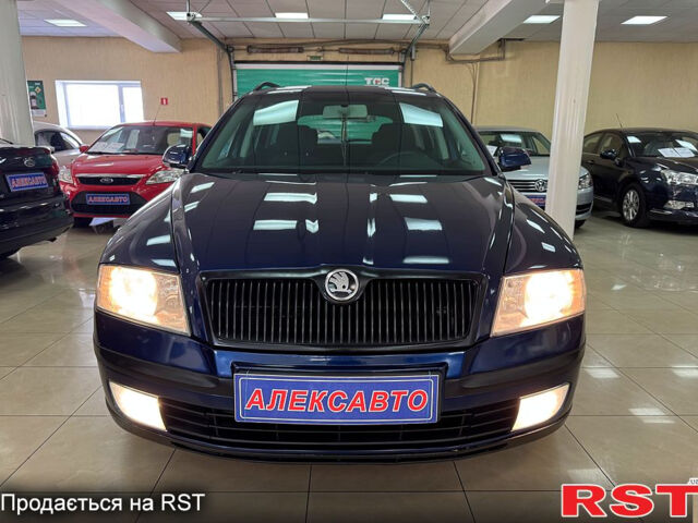 Синий Шкода Октавия, объемом двигателя 1.6 л и пробегом 190 тыс. км за 5900 $, фото 1 на Automoto.ua