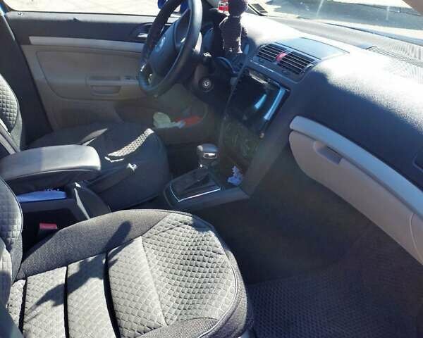 Синий Шкода Октавия, объемом двигателя 1.6 л и пробегом 250 тыс. км за 5700 $, фото 24 на Automoto.ua