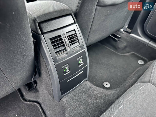 Синий Шкода Октавия, объемом двигателя 1.6 л и пробегом 227 тыс. км за 6200 $, фото 24 на Automoto.ua