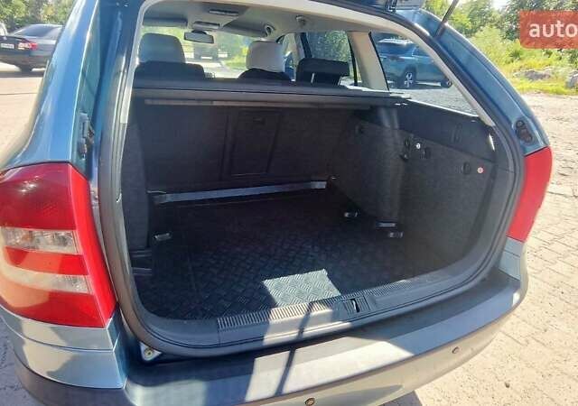 Синий Шкода Октавия, объемом двигателя 2 л и пробегом 151 тыс. км за 8500 $, фото 4 на Automoto.ua
