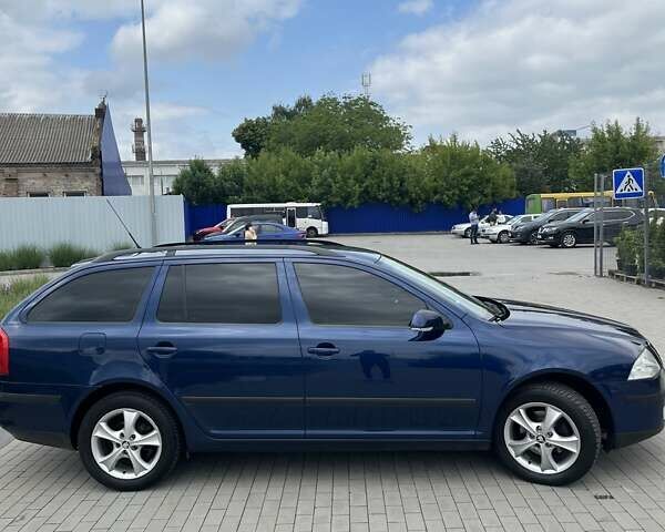 Синий Шкода Октавия, объемом двигателя 1.8 л и пробегом 211 тыс. км за 6900 $, фото 2 на Automoto.ua