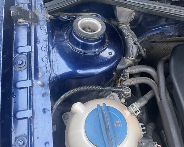 Синій Шкода Октавія, об'ємом двигуна 1.6 л та пробігом 174 тис. км за 5500 $, фото 11 на Automoto.ua
