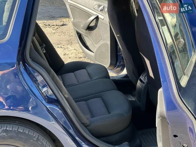 Синий Шкода Октавия, объемом двигателя 1.6 л и пробегом 254 тыс. км за 5800 $, фото 4 на Automoto.ua